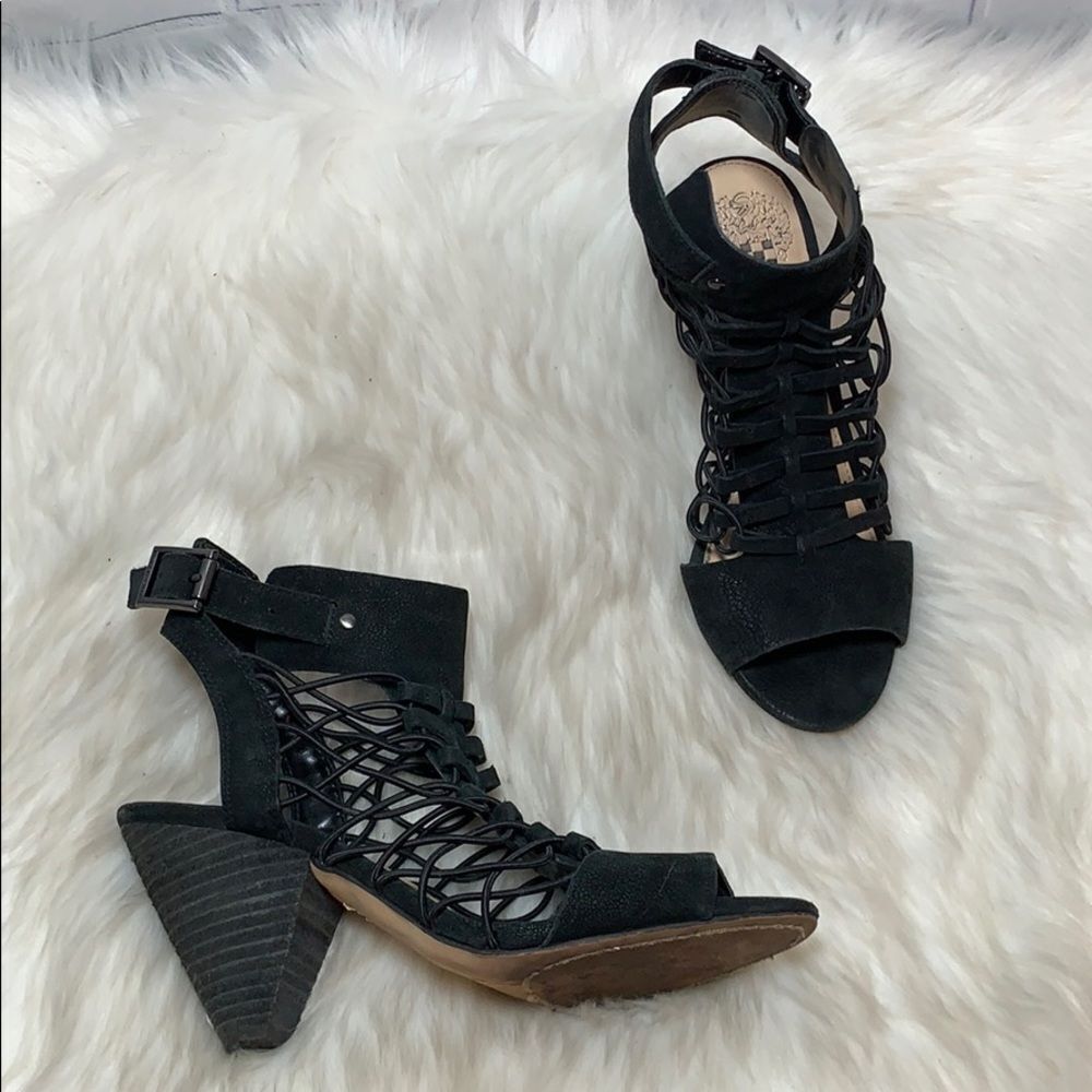 Vince Camuto Esray Black Suede Sandals Sz 7